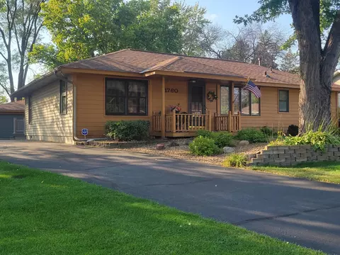 11760 Sand Creek Dr NW, Coon Rapids, MN 55448