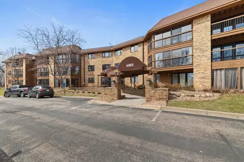 6085 Rowland Rd #312, Minnetonka, MN 55343