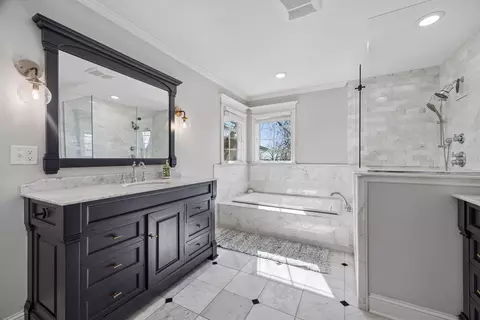 Bath - 7015 Lanham Ln, Edina, MN 55439 photo 2 of 6