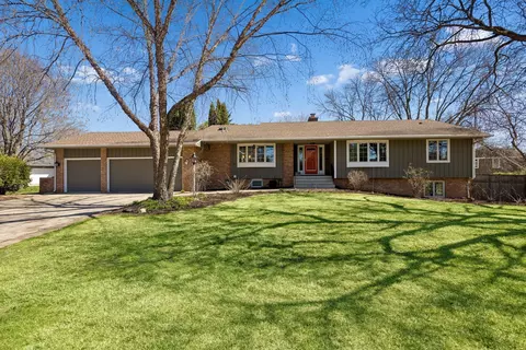 Exterior - 7015 Lanham Ln, Edina, MN 55439 photo 1 of 7