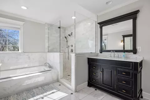 Bath - 7015 Lanham Ln, Edina, MN 55439 photo 3 of 6