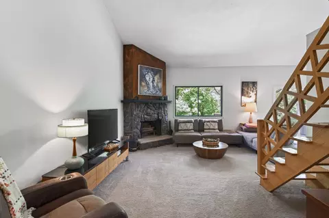 14308 Fairway Dr, Eden Prairie, MN 55344