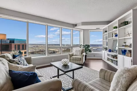 168 6th St E #3203, Saint Paul, MN 55101