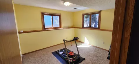 Bedroom - 2904 Monroe Pl, Saint Cloud, MN 56303 photo 3 of 4