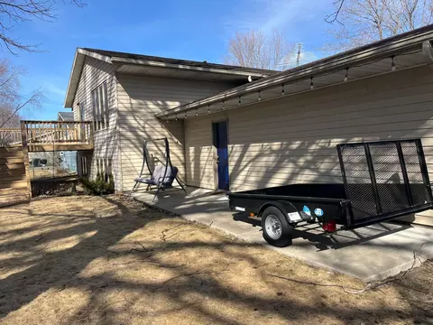 Exterior - 2904 Monroe Pl, Saint Cloud, MN 56303 photo 6 of 7