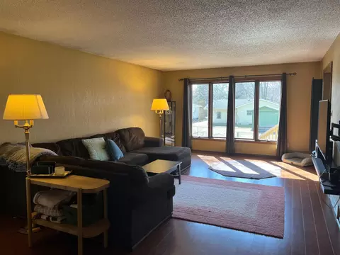 Living - 2904 Monroe Pl, Saint Cloud, MN 56303 photo 2 of 5