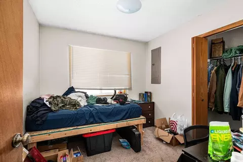Bedroom - 2417 Vermilion Rd, Duluth, MN 55803 photo 1 of 8