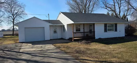 300 Central Ave S, Hollandale, MN 56045