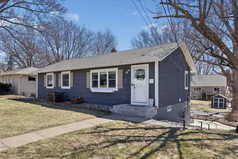 1225 Oak St W, Stillwater, MN 55082