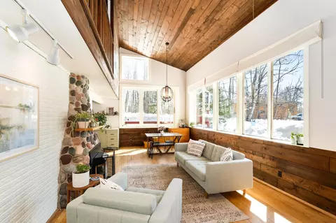 Living - 4286 Lavaque Rd, Hermantown, MN 55811 photo 3 of 8