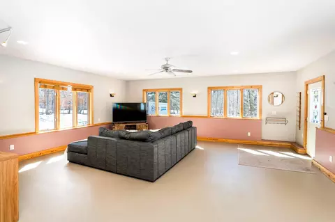 Living - 4286 Lavaque Rd, Hermantown, MN 55811 photo 6 of 8