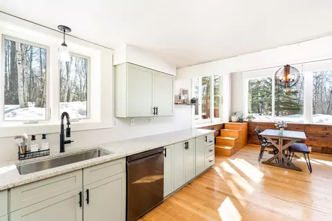 Kitchen - 4286 Lavaque Rd, Hermantown, MN 55811 photo 6 of 6