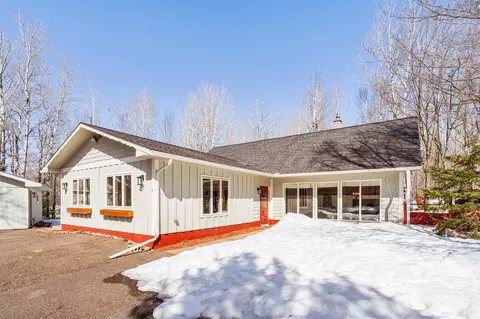 4286 Lavaque Rd, Hermantown, MN 55811