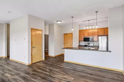 4525 Park Commons Dr #205, Saint Louis Park, MN 55416