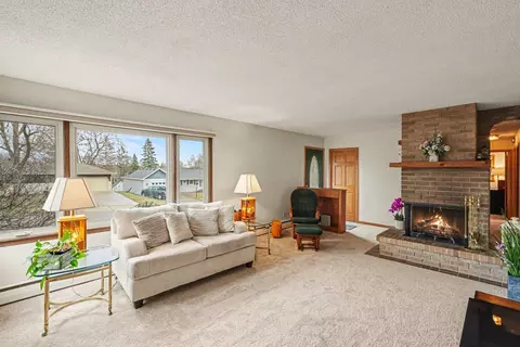 3033 Virginia Ave N, Crystal, MN 55427