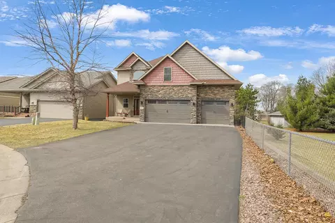 14896 Bison St NW, Anoka, MN 55303