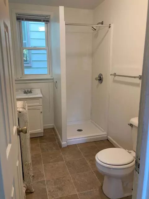 Bath - 224 E 6th St, Duluth, MN 55805 photo 1 of 3