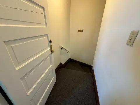 Entry Way - 224 E 6th St, Duluth, MN 55805 photo 4 of 5