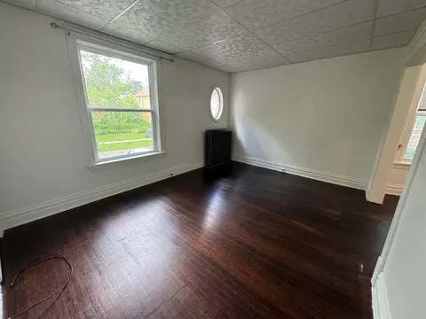 Living - 224 E 6th St, Duluth, MN 55805 photo 11 of 15