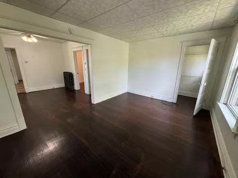 Living - 224 E 6th St, Duluth, MN 55805 photo 8 of 15