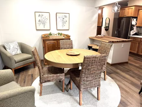 Dining - 224 25th St SE, Willmar, MN 56201 photo 2 of 3