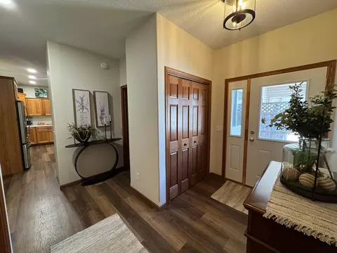 Entry Way - 224 25th St SE, Willmar, MN 56201 photo 1 of 3