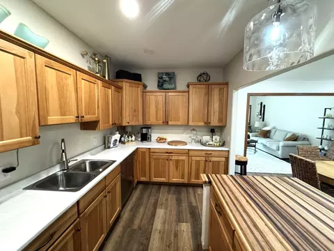 Kitchen - 224 25th St SE, Willmar, MN 56201 photo 4 of 8