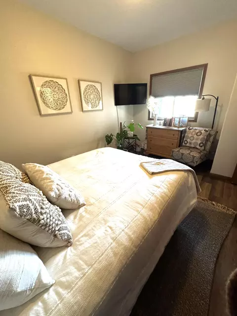 Bedroom - 224 25th St SE, Willmar, MN 56201 photo 7 of 8