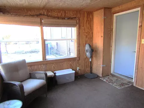Exterior - 141 Summit Ave, Montevideo, MN 56265 photo 6 of 8