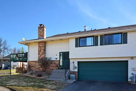 711 E 145th St, Burnsville, MN 55337