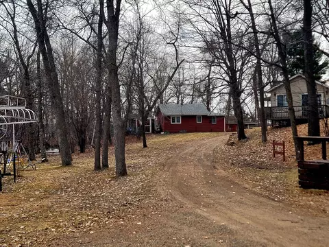 Exterior - 16056 Eagle Lake Ln, Brainerd, MN 56401 photo 6 of 6