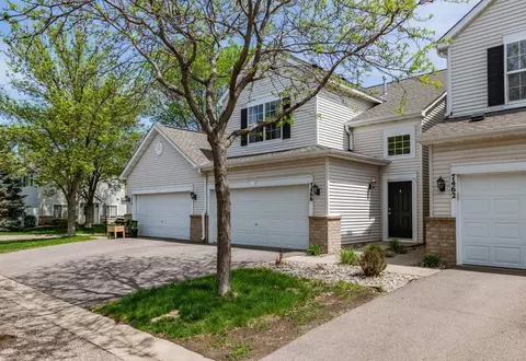 7466 Derby Ln, Shakopee, MN 55379