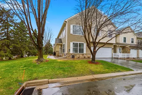 15107 Dunwood Trl, Apple Valley, MN 55124