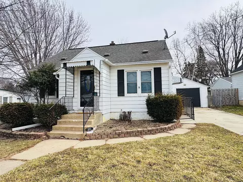 242 15th Ave SE, Rochester, MN 55904