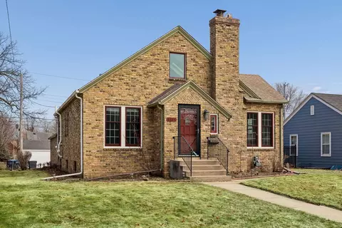 2227 Roosevelt St NE, Minneapolis, MN 55418