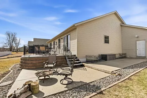 Exterior - 24364 19th Ave, Saint Augusta, MN 56301 photo 4 of 6