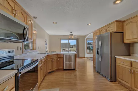 Kitchen - 24364 19th Ave, Saint Augusta, MN 56301 photo 3 of 3