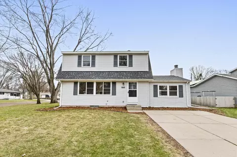 1948 Lakeaires Blvd, White Bear Lake, MN 55110