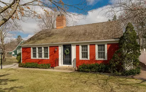 621 10th St SW, Rochester, MN 55902