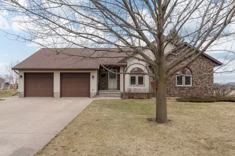 554 Karmil Pl, Gaylord, MN 55334