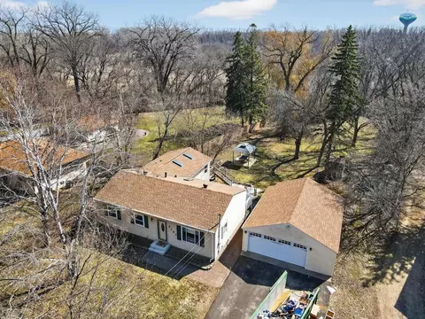 8701 Green Haven Dr, Brooklyn Park, MN 55445