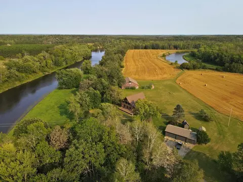 26411 Old Bridge Rd, Grand Rapids, MN 55744