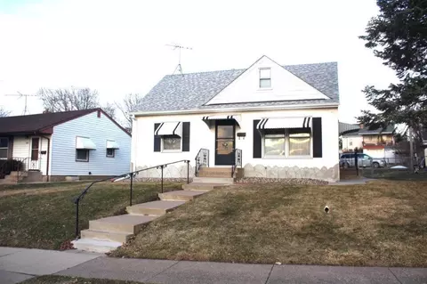 794 Howard St N, Saint Paul, MN 55119