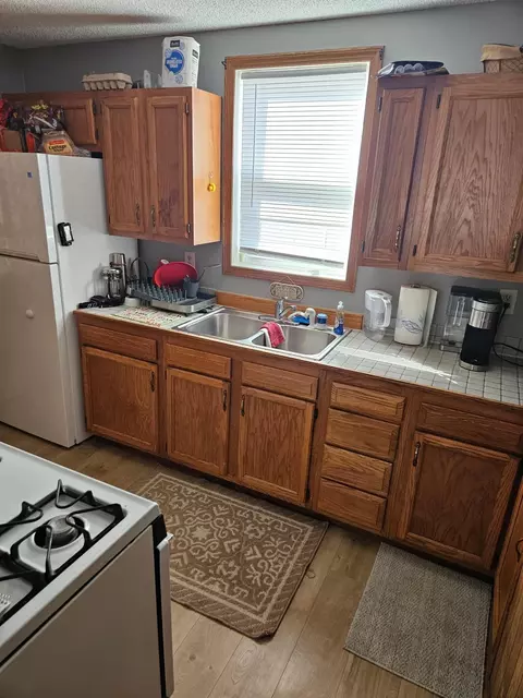 Kitchen - 519 S 9th St, Brainerd, MN 56401 photo 4 of 5