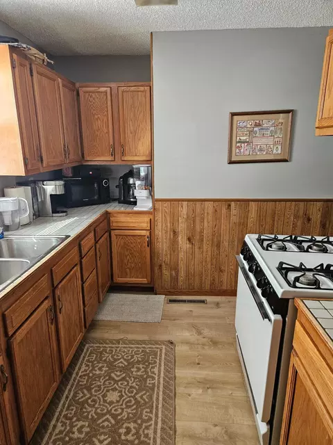 Kitchen - 519 S 9th St, Brainerd, MN 56401 photo 5 of 5