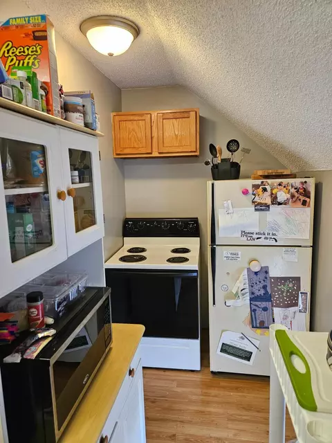 Kitchen - 519 S 9th St, Brainerd, MN 56401 photo 3 of 5
