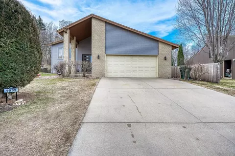 1632 Sherwood Way, Eagan, MN 55122