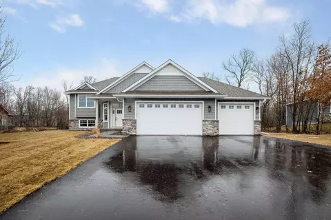 22832 Raven St NW, Bethel, MN 55005