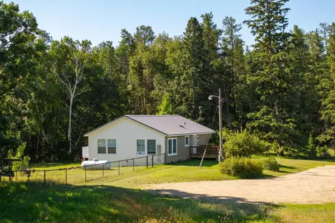 Exterior - 3912 4th St NW, Backus, MN 56435 photo 6 of 8