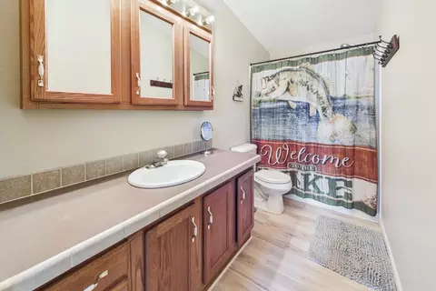 Bath - 3912 4th St NW, Backus, MN 56435 photo 1 of 2